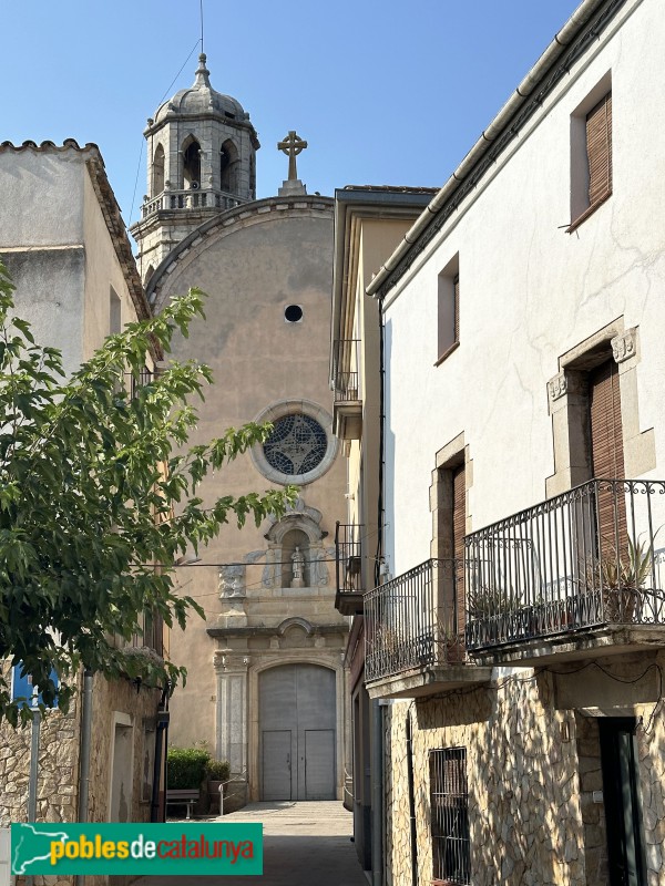 Vilobí d'Onyar - Església de Sant Esteve (Foto: Albert Esteves, 2024) Vilobí d'Onyar - Església de Sant Esteve