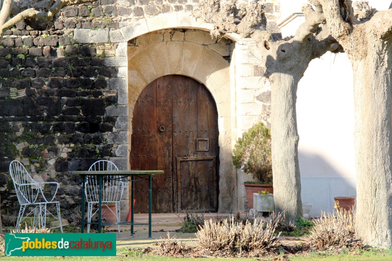 Vilobí d'Onyar - Castell, porta antiga