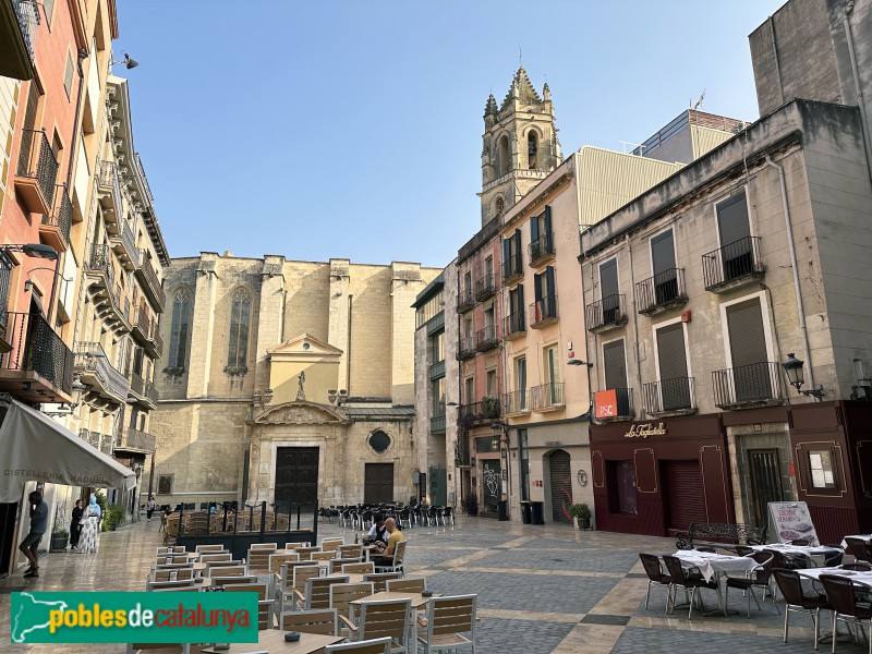 Reus - Plaça del Castell, antic pati del  castell