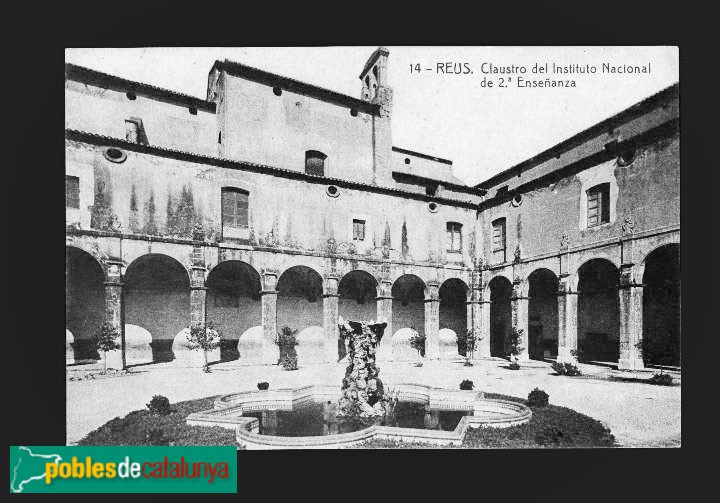 Reus - Institut Salvador Vilaseca (antic convent franciscà). Claustre. Postal antiga