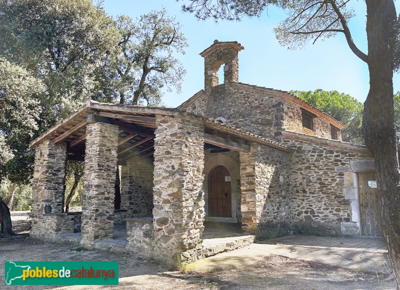 Foto de Llambilles - Església de Sant Cristòfol del Bosc