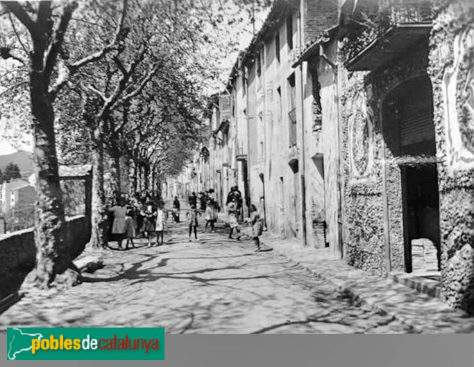 Arbúcies - Carrer de la Pietat. Postal antiga