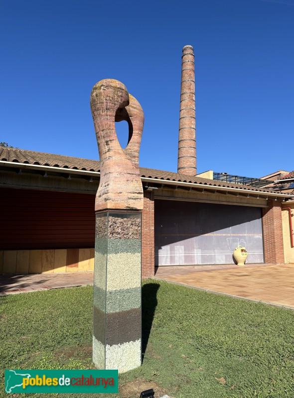 Quart - Museu de la Terrissa. Escultura de Bonaventura Ansón