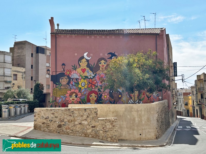 Riudoms - Mural dedicat a les dones