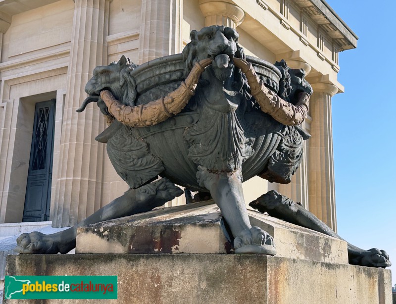 Tarragona - Cementiri. Panteó dels Marquesos de Tamarit