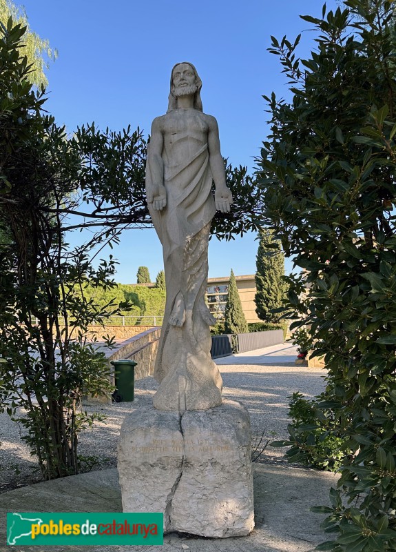 Tarragona - Cementiri. Escultura de Jesucrist