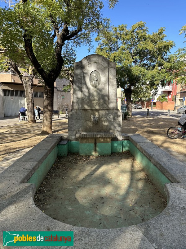 Salt - Monument a Joaquim Ravetllat