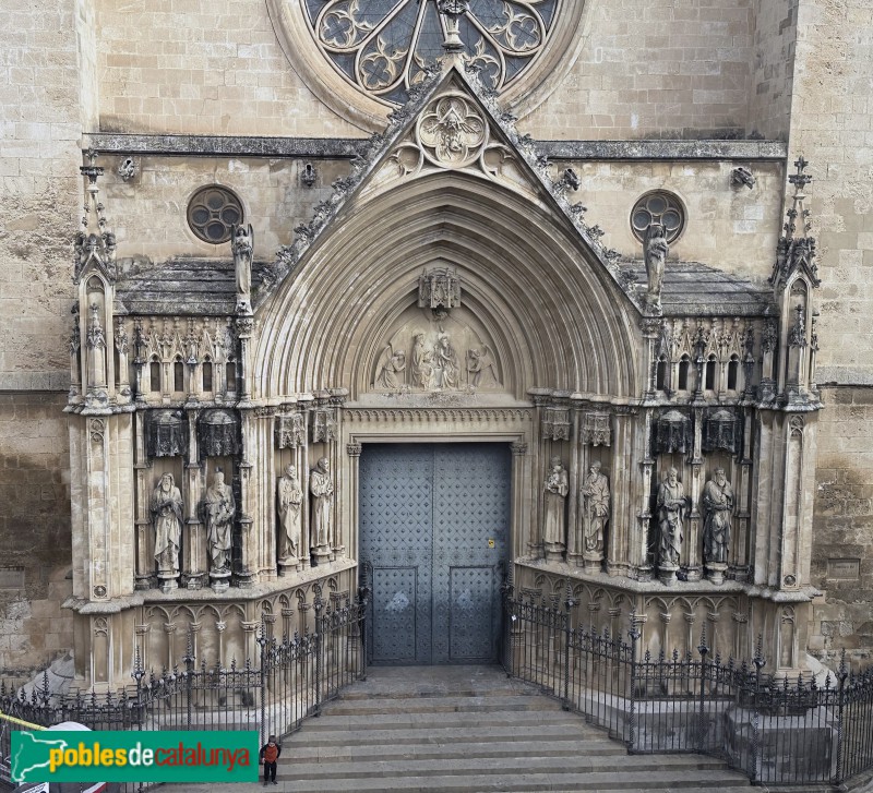 Vilafranca - Basílica de Santa Maria. Portada (Foto: Albert Esteves, 2024) Vilafranca - Basílica de Santa Maria. Portada