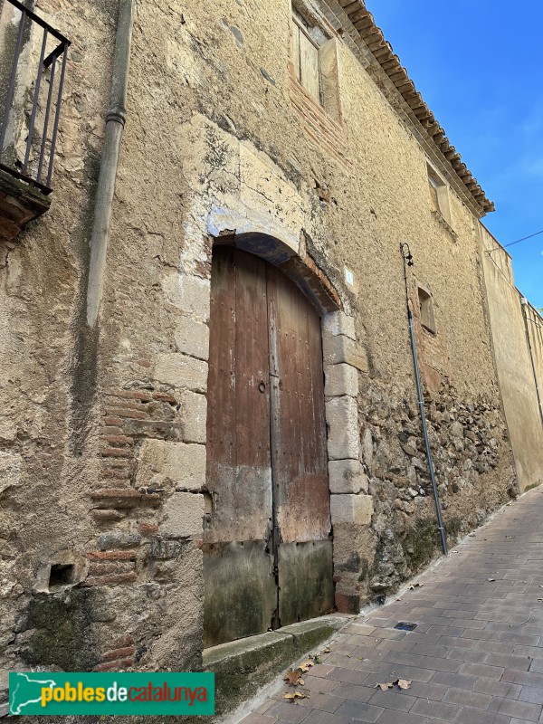 Almoster - Carrer Pere Aymamí, 1