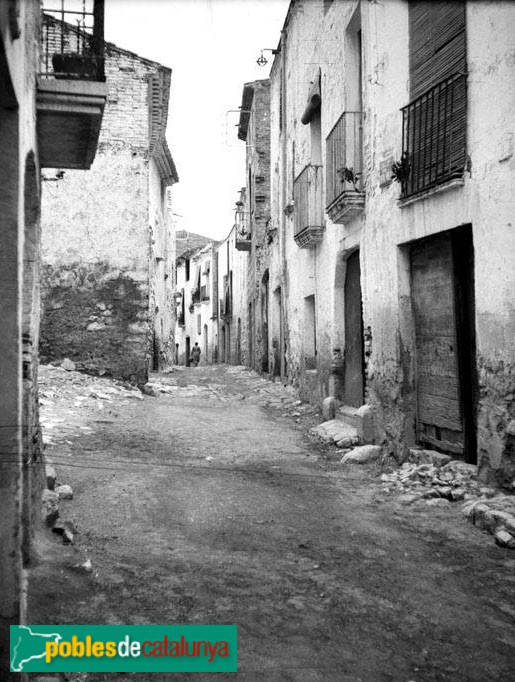 Un carrer de Castellvell del Camp