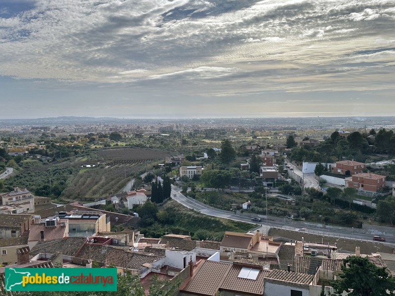 Castellvell del Camp - Panoràmica des de l'ermita de Santa Anna. Panoràmica (Foto: Albert Esteves, 2024) Castellvell del Camp - Panoràmica des de l'ermita de Santa Anna. Panoràmica