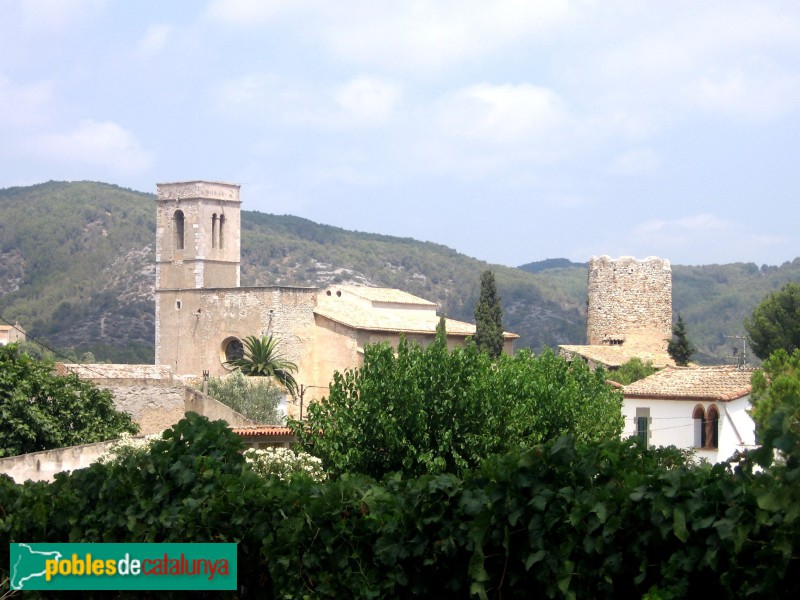 Sant Pere de Ribes - Nucli de Sota-Ribes (Foto: Albert Esteves, 2006) Sant Pere de Ribes - Nucli de Sota-Ribes