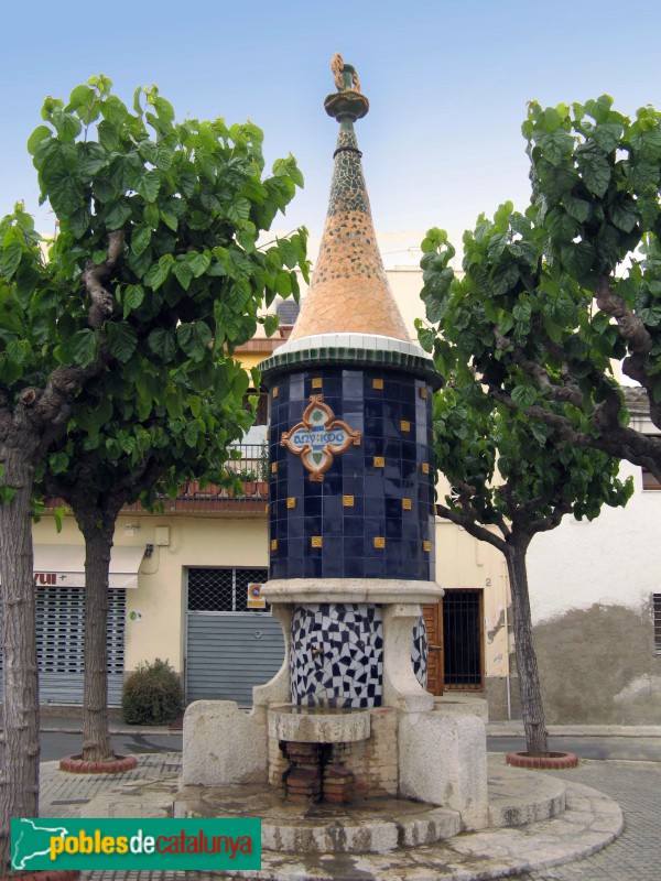 Sant Pere de Ribes - Font Modernista