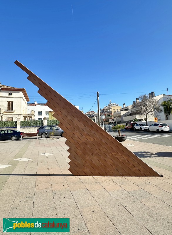 Sant Pere de Ribes - Escultura del rellotge de sol