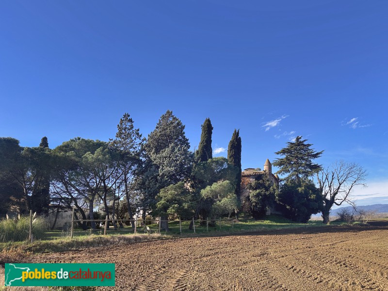 Campllong - Nucli antic. Panoràmica de la Torre Llupiana