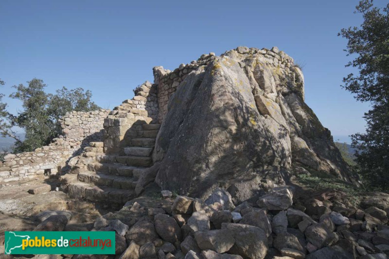 Llagostera - Castell de Montagut (Foto: <i>Agents rurals -invarquit.cultura.gencat.cat-</i>, 2022) Llagostera - Castell de Montagut