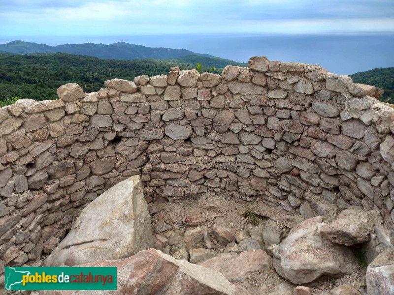 Llagostera - Castell de Montagut (Foto: <i>Agents rurals -invarquit.cultura.gencat.cat-</i>, 2022) Llagostera - Castell de Montagut