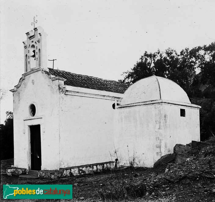 Cervelló - Ermita del Remei (Foto: <i>Josep Salvany -Fons Salvany. Biblioteca de Catalunya-</i>, 1916) Cervelló - Ermita del Remei