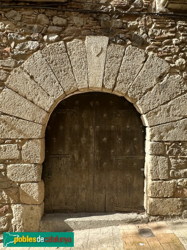 Alforja - Cal Batllet (Foto: Albert Esteves, 2025) Alforja - Cal Batllet