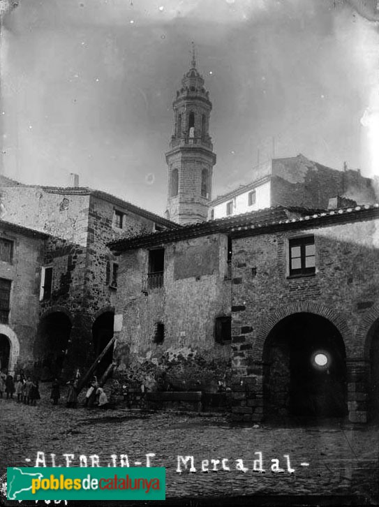Alforja - Porxos de la plaça Mercadal