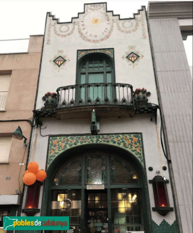 Terrassa - Antiga Confiteria Vídua Carné (Farmàcia Albiñana) (Foto: Sergi Suárez, 2025) Terrassa - Antiga Confiteria Vídua Carné (Farmàcia Albiñana)