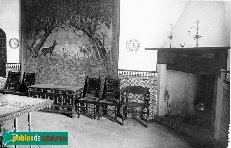 Sant Vicenç de Montalt - Can Milans del Bosch (Foto: <i>Anònima -Arxiu Fotogràfic Centre Excursionista de Catalunya-</i>, 1890-1918) Sant Vicenç de Montalt - Can Milans del Bosch