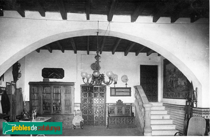 Sant Vicenç de Montalt - Can Milans del Bosch (Foto: <i>Anònima -Arxiu Fotogràfic Centre Excursionista de Catalunya-</i>, 1890-1918) Sant Vicenç de Montalt - Can Milans del Bosch