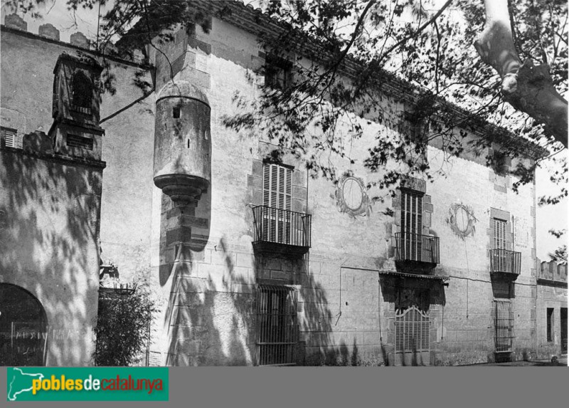 Sant Vicenç de Montalt - Can Milans del Bosc (Foto: <i>Anònima -Arxiu Fotogràfic Centre Excursionista de Catalunya-</i>, 1890-1918) Sant Vicenç de Montalt - Can Milans del Bosc