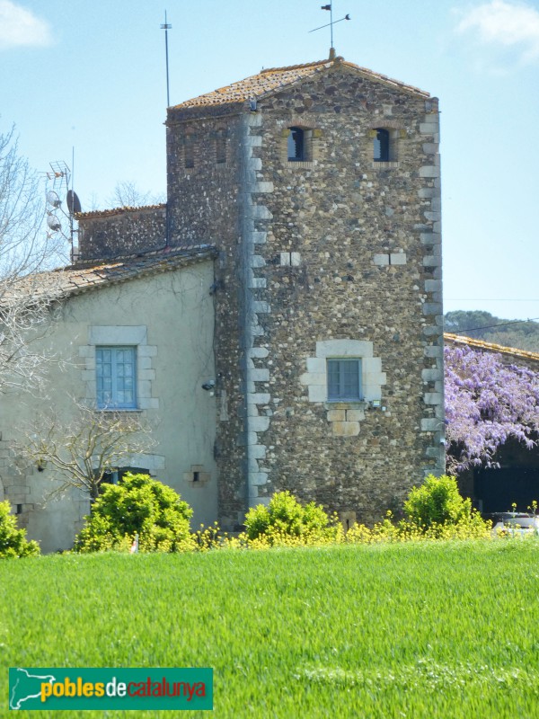Fornells de la Selva - Torre d'Estrac (Foto: Albert Esteves, 2025) Fornells de la Selva - Torre d'Estrac