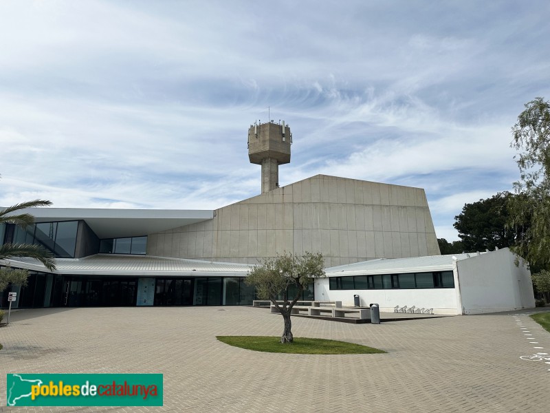 L'Hospitalet de linfant - Centre Cultural Infant Pere i dipòsit Hifrensa