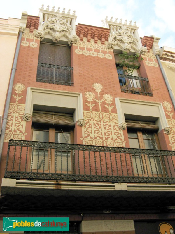 Mataró - Casa Parera (Foto: Albert Esteves, 2007) Mataró - Casa Parera