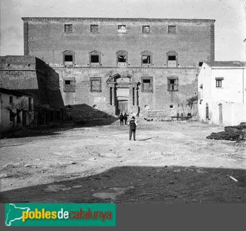 Torredembarra - Castell (Foto: <i>Rossend Flaquer -Arxiu Fotogràfic Centre Excursionista de Catalunya-</i>, 1917-30) Torredembarra - Castell