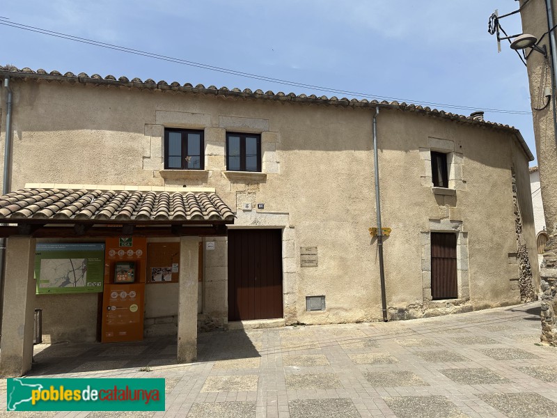 Vilablareix - El Perelló. Can Ballí