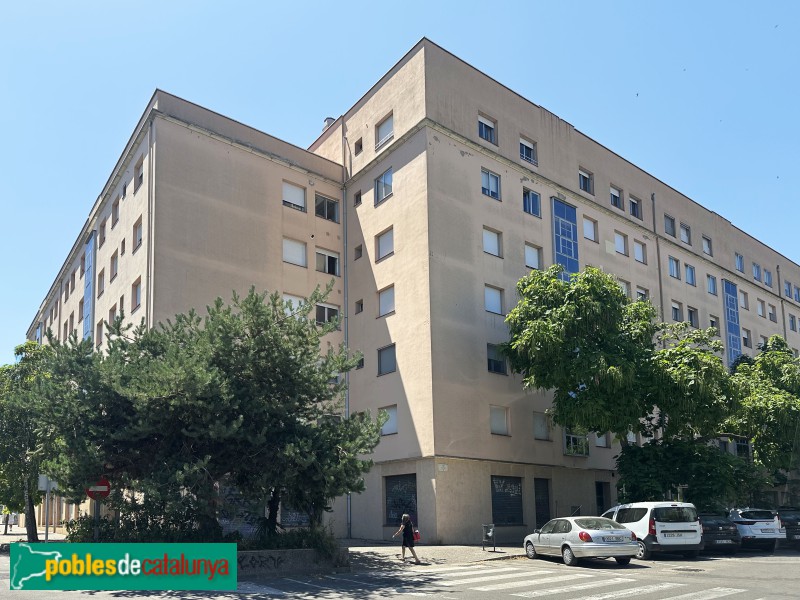 Girona - Edifici Cent Llars