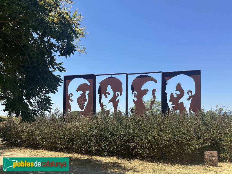 Girona - Escultura Rostres (3)