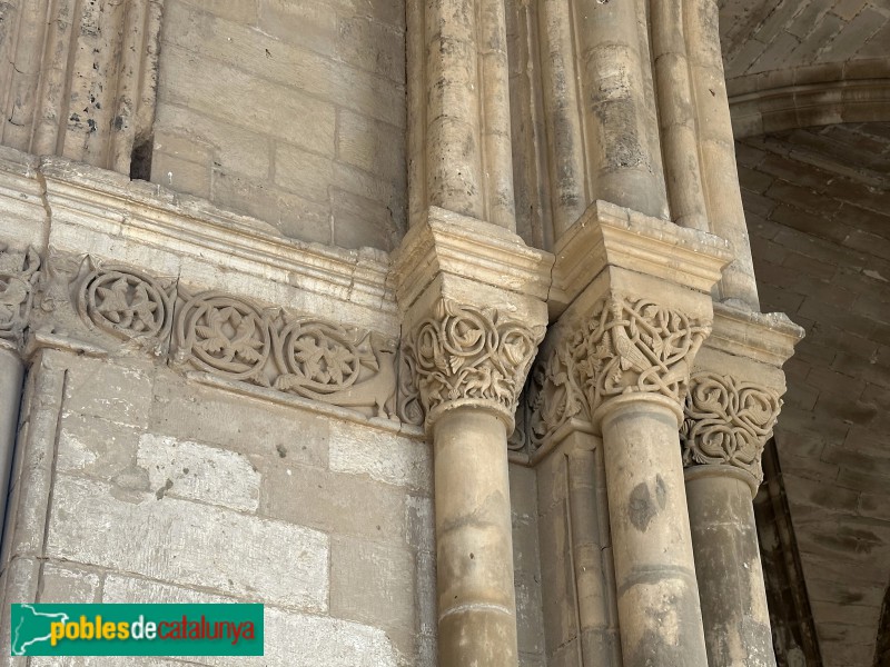 Lleida - Seu Vella. Capitells del claustre