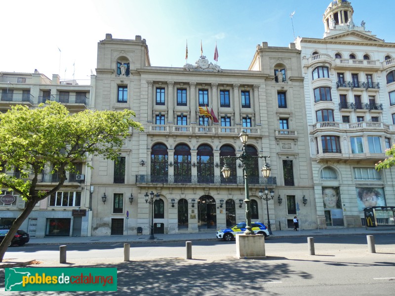 Lleida - La Paeria. Façana del Segre