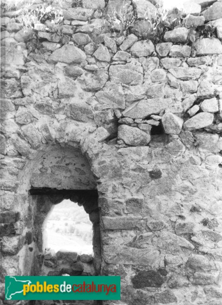 Lles - Església de la Llosa (Foto: Pere Català Roca -invarquit.cultura.gencat.cat-, 1970) Lles - Església de la Llosa