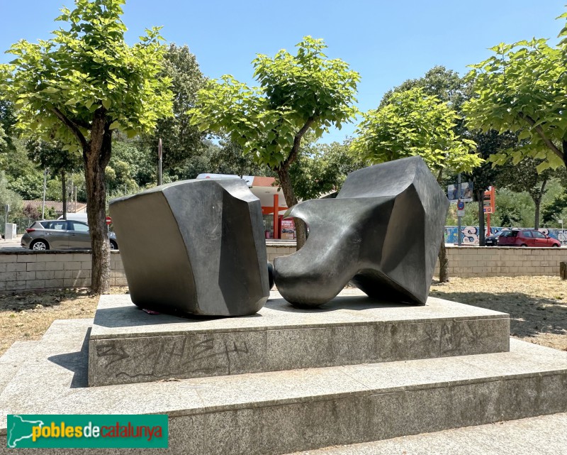 Girona - Escultura <i>Abraçada</i>