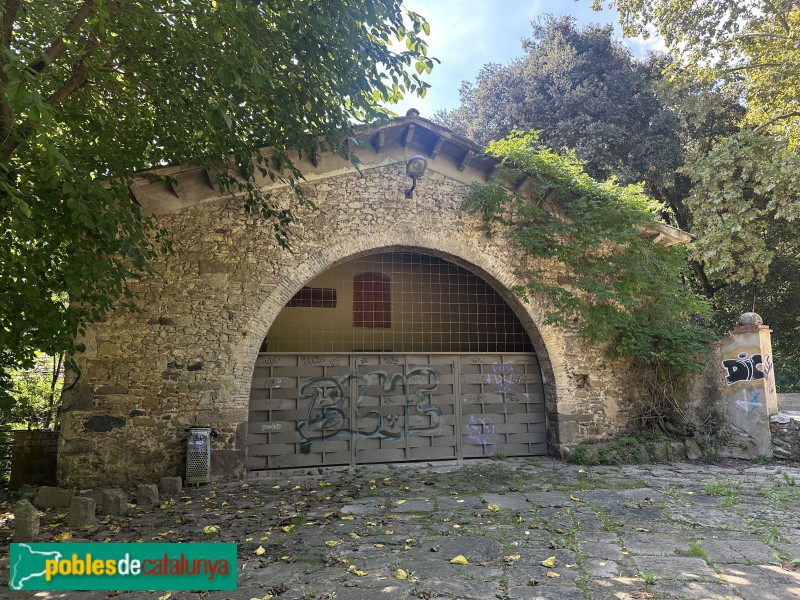 Sarrià de Ter - Porxo de Can Nadal (El Cau)