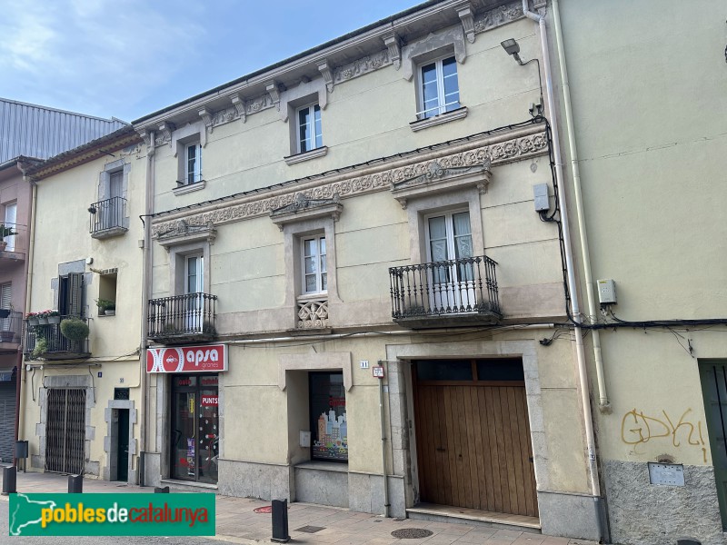 Sarrià de Ter - Carrer Major (Foto: Albert Esteves, 2025) Sarrià de Ter - Carrer Major