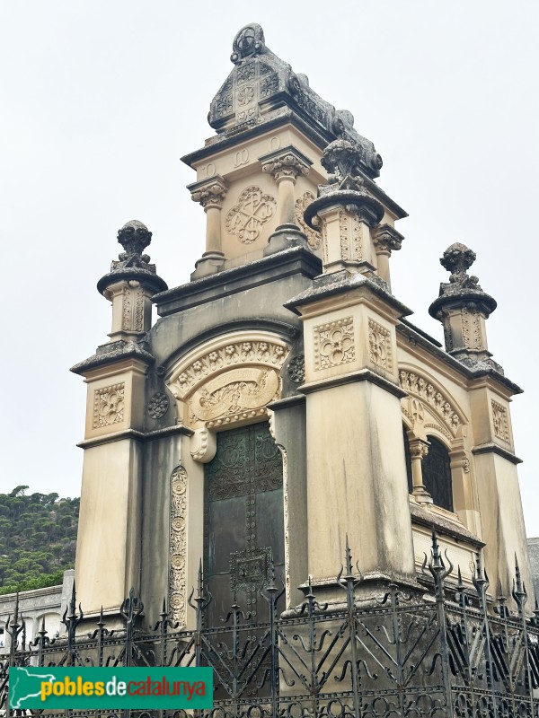 Sant Feliu de Guíxols - Panteó del Marquès de Robert (Foto: Albert Esteves, 2025) Sant Feliu de Guíxols - Panteó del Marquès de Robert