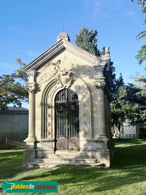 Cementiri de Lleida - Panteó Aunós (Foto: Albert Esteves, 2025) Cementiri de Lleida - Panteó Aunós