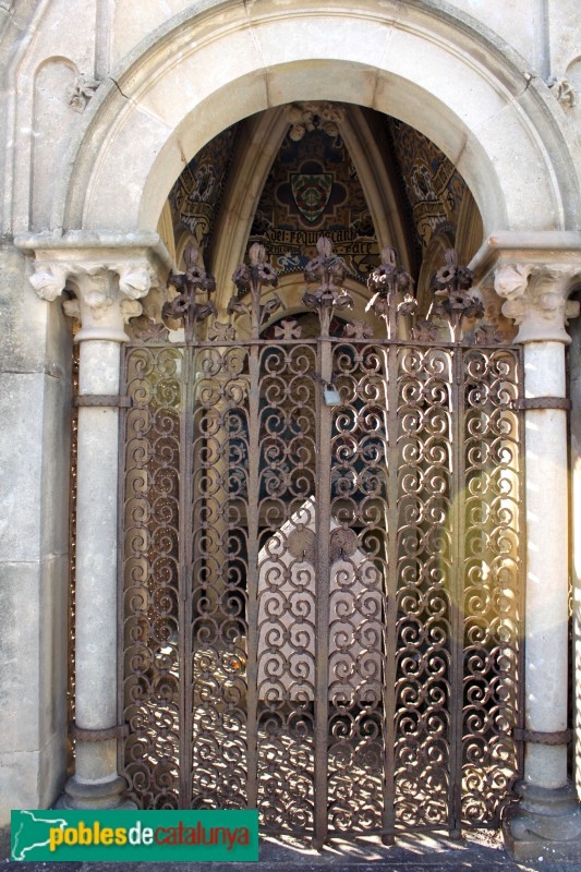 Lloret de Mar - Cementiri. Pantéo Costa-Macià