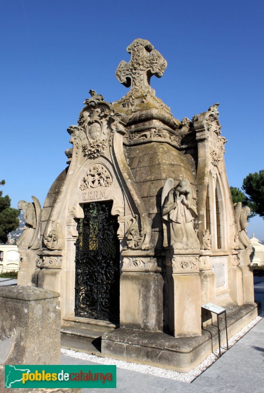Lloret de Mar - Cementiri. Panteó Cabañas (Foto: Albert Esteves, 2011) Lloret de Mar - Cementiri. Panteó Cabañas
