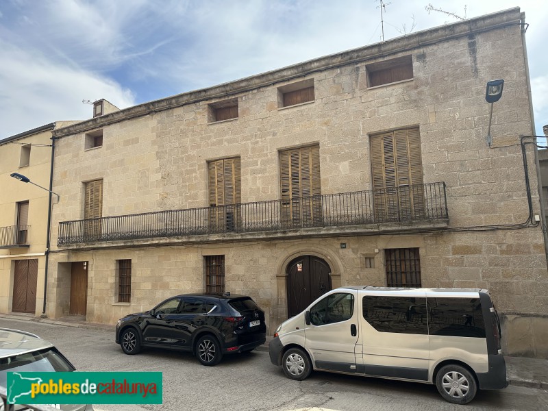 Artesa de Lleida - Carrer dels Gallart. Cal Sangenís (Foto: Albert Esteves, 2025) Artesa de Lleida - Carrer dels Gallart. Cal Sangenís