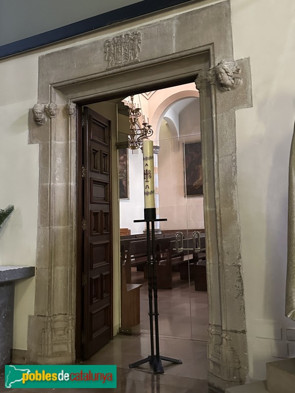 Lloret de Mar - Església de Sant Romà. Porta renaixentista (Foto: Albert Esteves, 2025) Lloret de Mar - Església de Sant Romà. Porta renaixentista