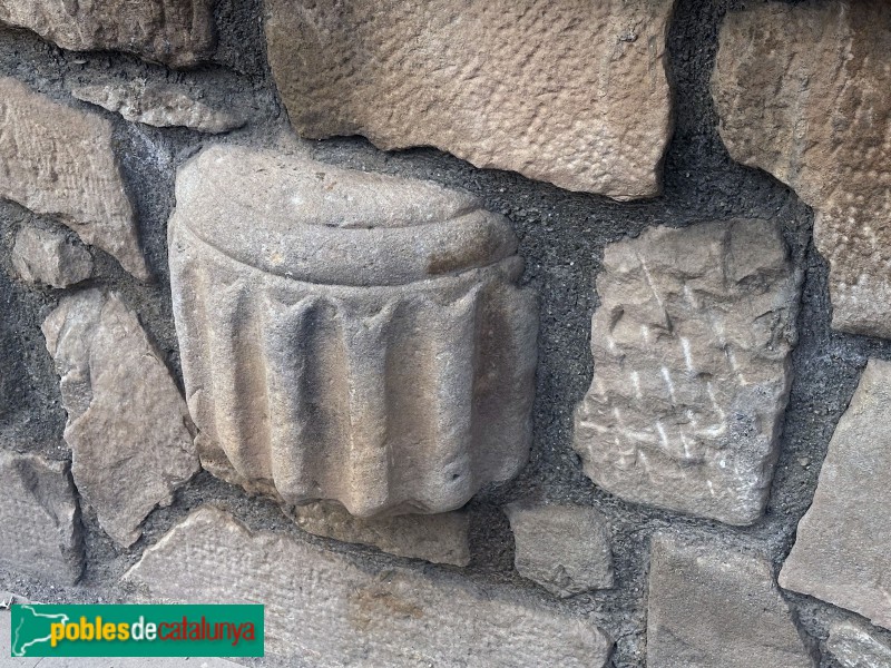 Artesa de Lleida - Jardinet de la plaça del Castell (Foto: Albert Esteves, 2025) Artesa de Lleida - Jardinet de la plaça del Castell