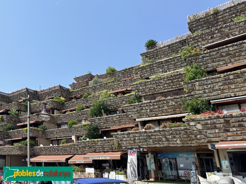 Tossa de Mar - Apartaments Búnquer (Foto: Albert Esteves, 2025) Tossa de Mar - Apartaments Búnquer