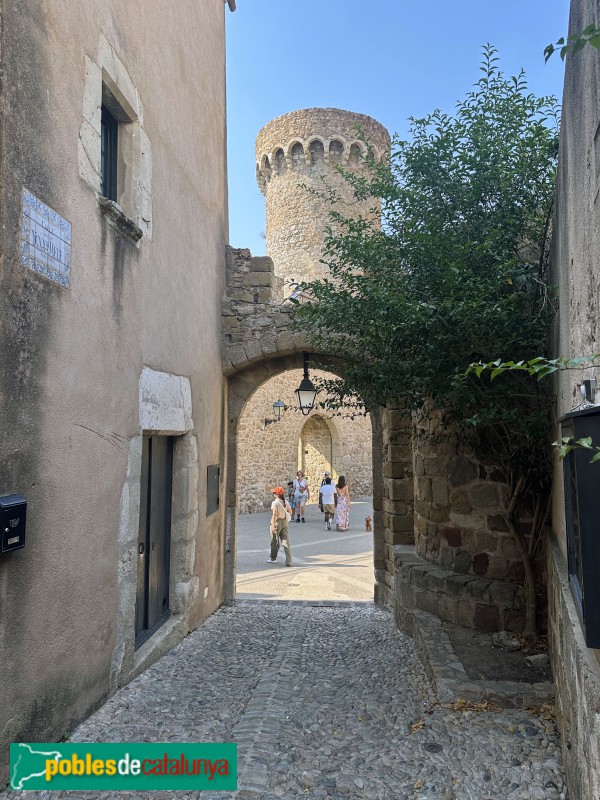 Tossa de Mar - Vila Vella (Foto: Albert Esteves, 2025) Tossa de Mar - Vila Vella